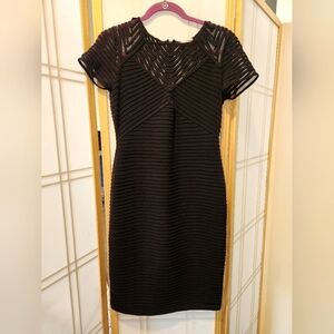 Calvin Klein Black Textured Chevron sexy bodycon Midi Dress Size 8 🖤